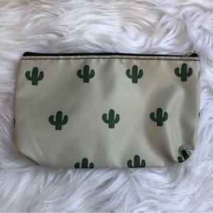 Cute cactus cosmetic/makeup bag